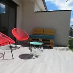 Les Jardins D'oc - Wifi, Terrasse Et Jardinet - T2 Neuf شقة *